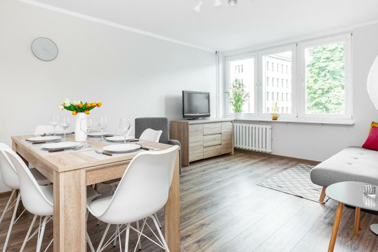 Apartments Warsaw Solidarnosci By Renters מראה חיצוני תמונה